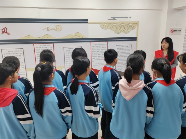 河北高碑店：讲好红色故事 传承红色基因