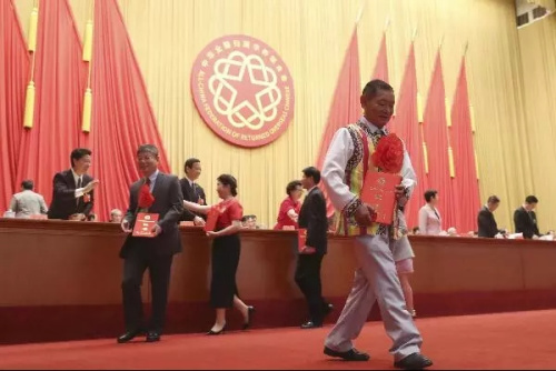 对话“中国侨界杰出人物” 感受榜样的力量